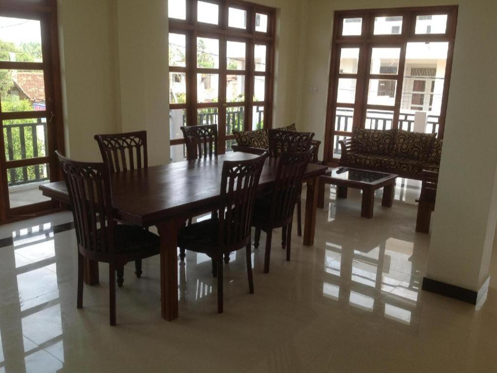 Araliya Blue Beach View Hotel Kudapaduwa Экстерьер фото