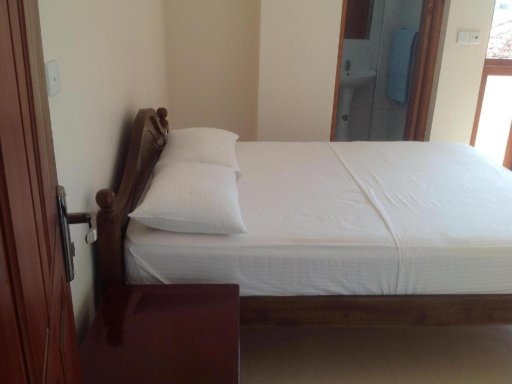 Araliya Blue Beach View Hotel Kudapaduwa Экстерьер фото
