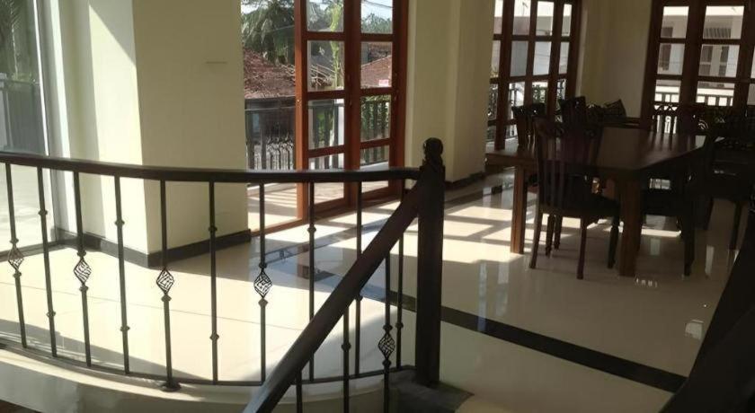Araliya Blue Beach View Hotel Kudapaduwa Экстерьер фото