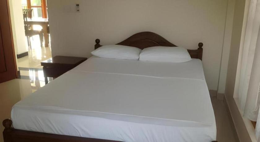 Araliya Blue Beach View Hotel Kudapaduwa Экстерьер фото